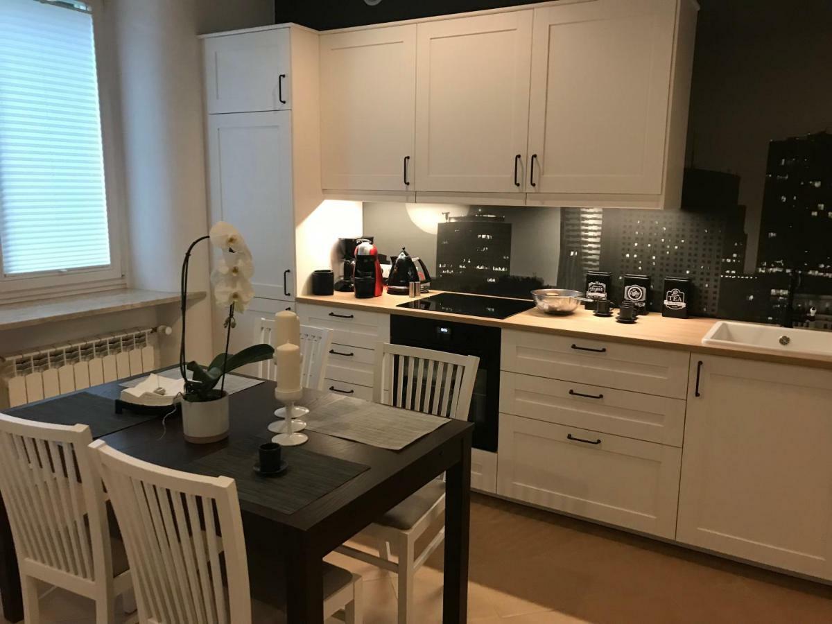 Stare Miasto Swietojerska 12 Apartman Varsó Kültér fotó